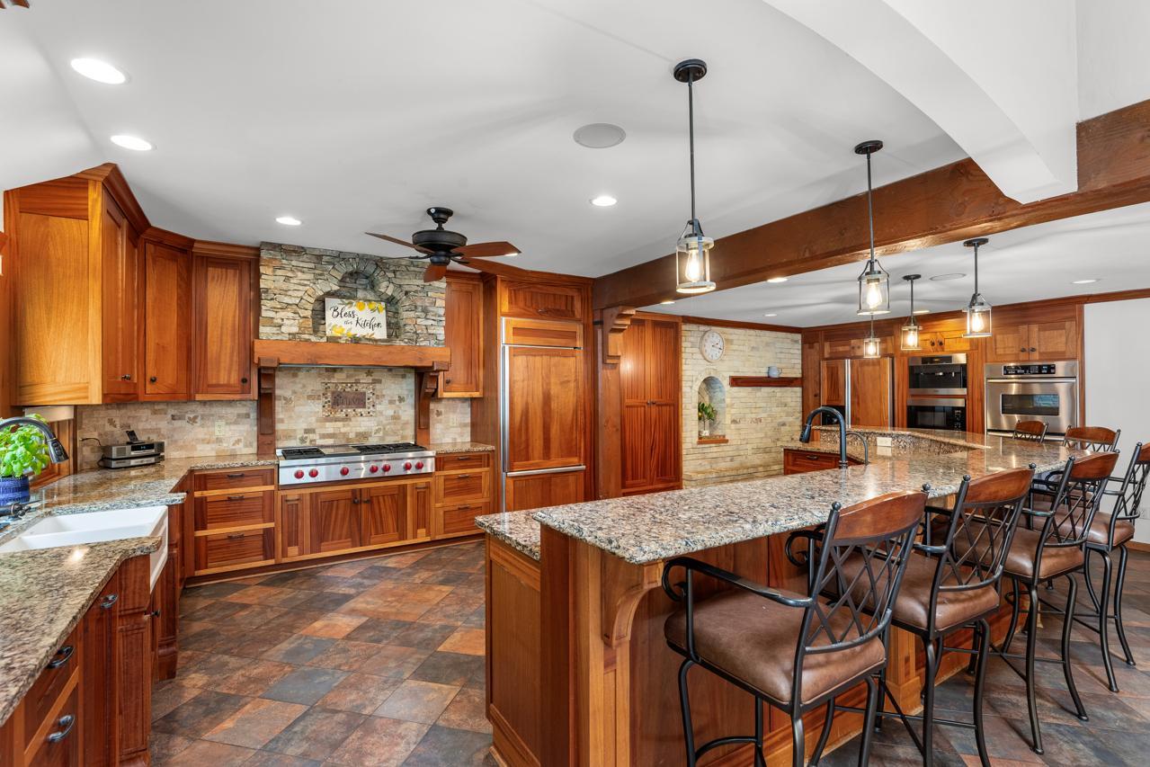 365 Pleasantview Road Chanhassen, MN 55317 - Photo 17 of 79 Gallery Image 17