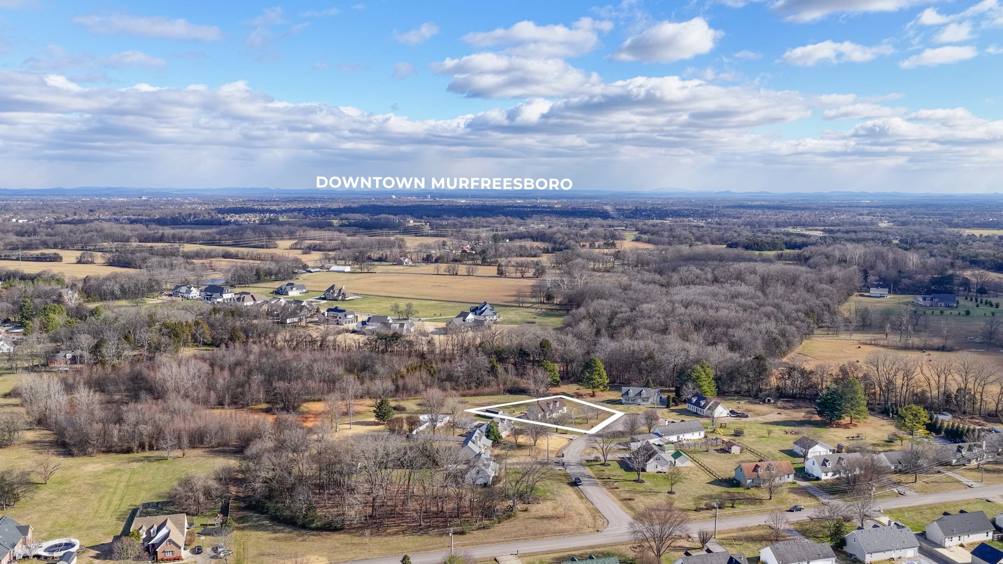 109 Lafayette Rockvale, TN 37153 - Photo 2 of 43