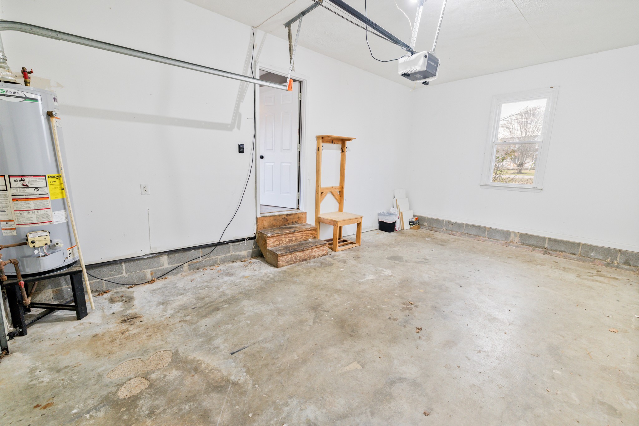 109 Lafayette Rockvale, TN 37153 - Photo 28 of 43 a view of a room with wooden floor and windows