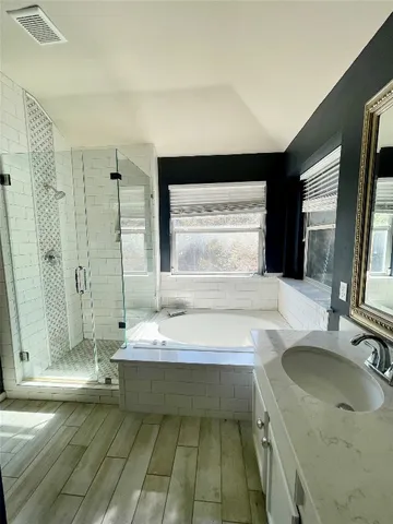 $2,700 | 7008 Auckland Drive, Austin, TX 78749