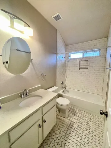 $2,700 | 7008 Auckland Drive, Austin, TX 78749