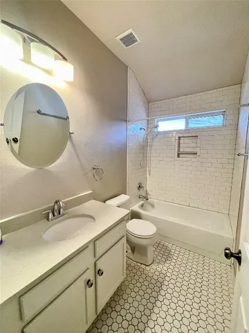 $2,700 | 7008 Auckland Drive, Austin, TX 78749