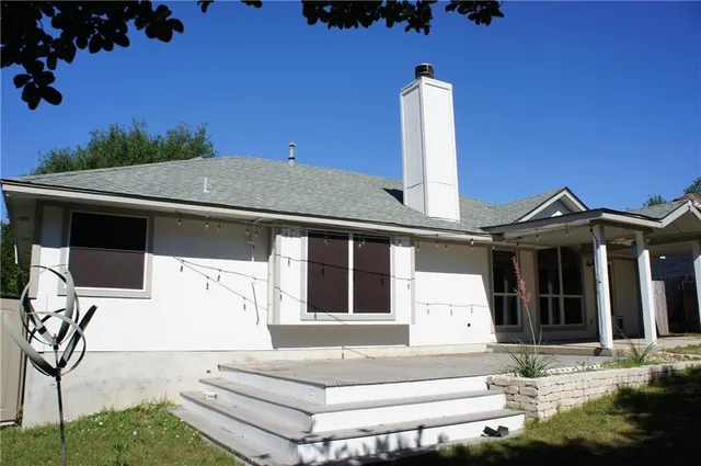 $2,700 | 7008 Auckland Drive, Austin, TX 78749