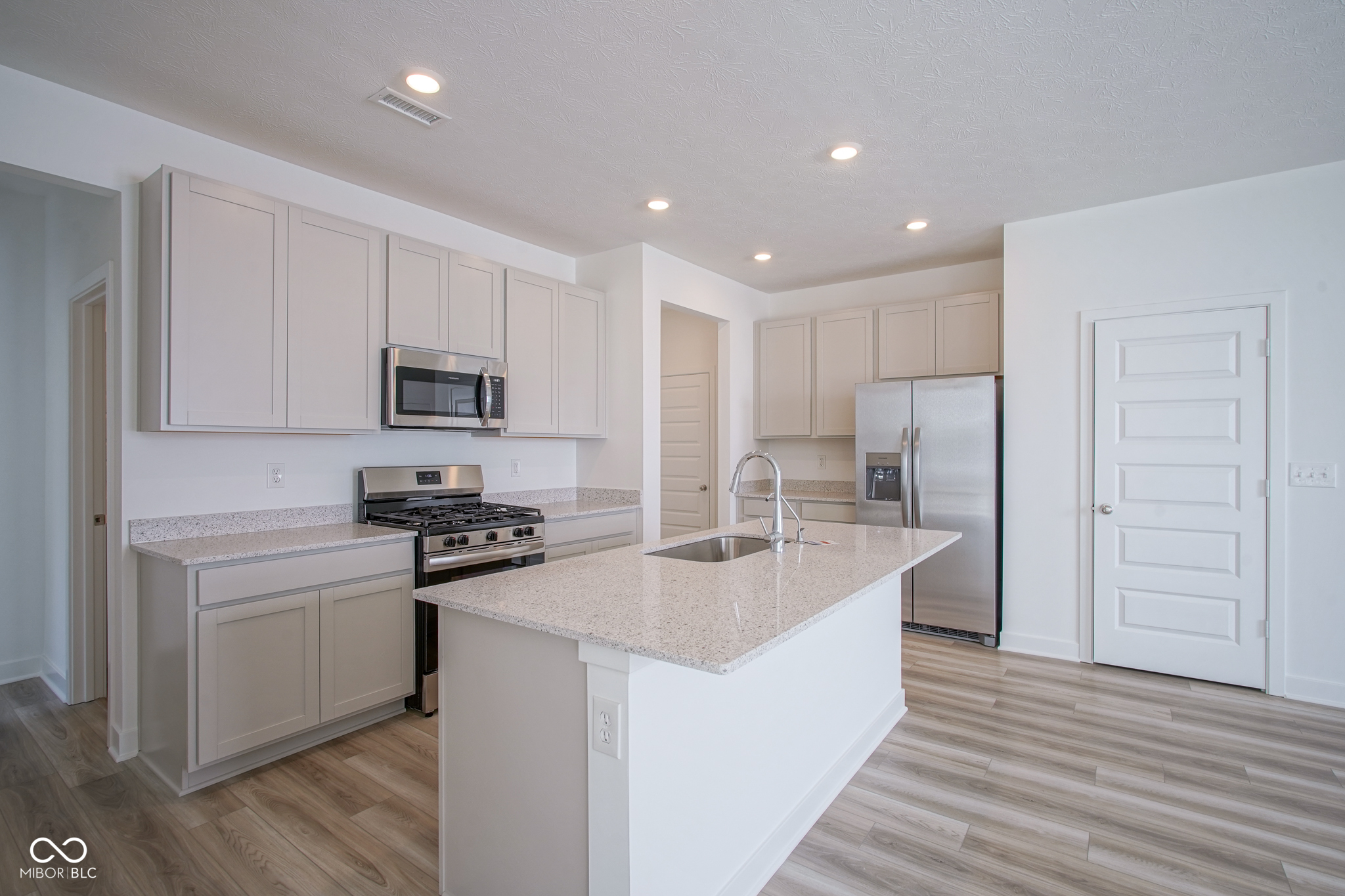 7007 Sayers Road Indianapolis, IN 46259 - Photo 9 of 45 Gallery Image 9