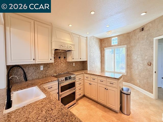6220 Lakeview Circle San Ramon, CA 94582 - Photo 12 of 60