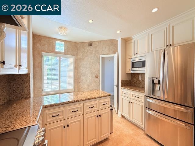 6220 Lakeview Circle San Ramon, CA 94582 - Photo 13 of 60