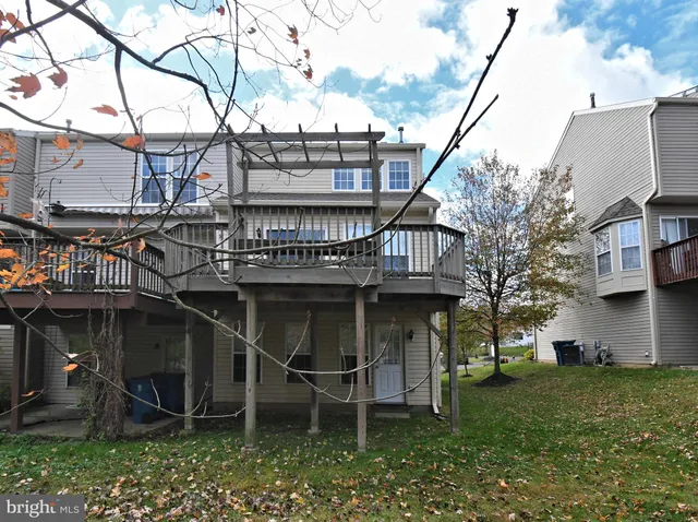 $450,000 | 304 Joshua Court, North Wales, PA 19454