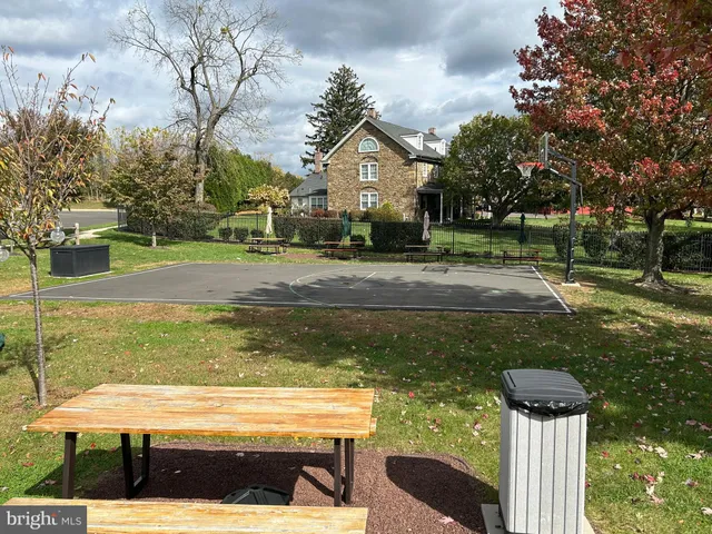 $450,000 | 304 Joshua Court, North Wales, PA 19454