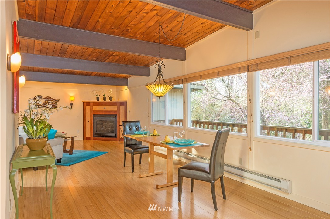 20313 Ridge Road Southwest Vashon, WA 98070 - Photo 3 of 25