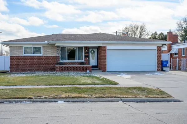 $310,000 | 13342 Lutz Drive, Warren, MI 48088