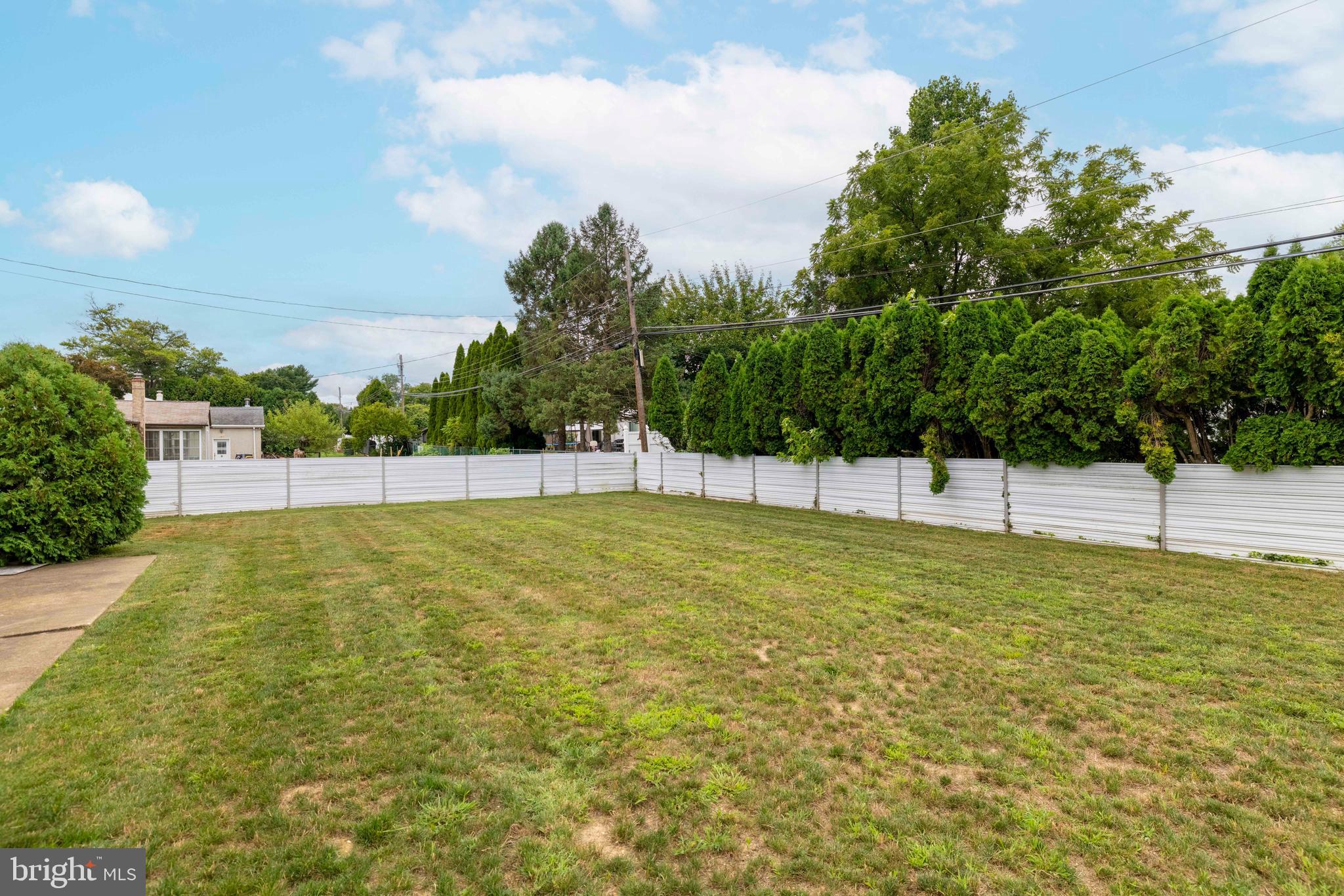 3946 Blake Road Huntingdon Valley, PA 19006 - Photo 28 of 31