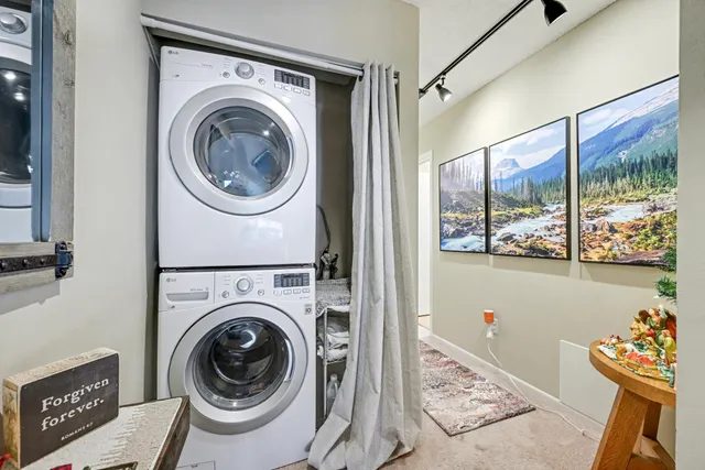 $208,400 | 8940 Neill Lake Road, Unit 132, Eden Prairie, MN 55347