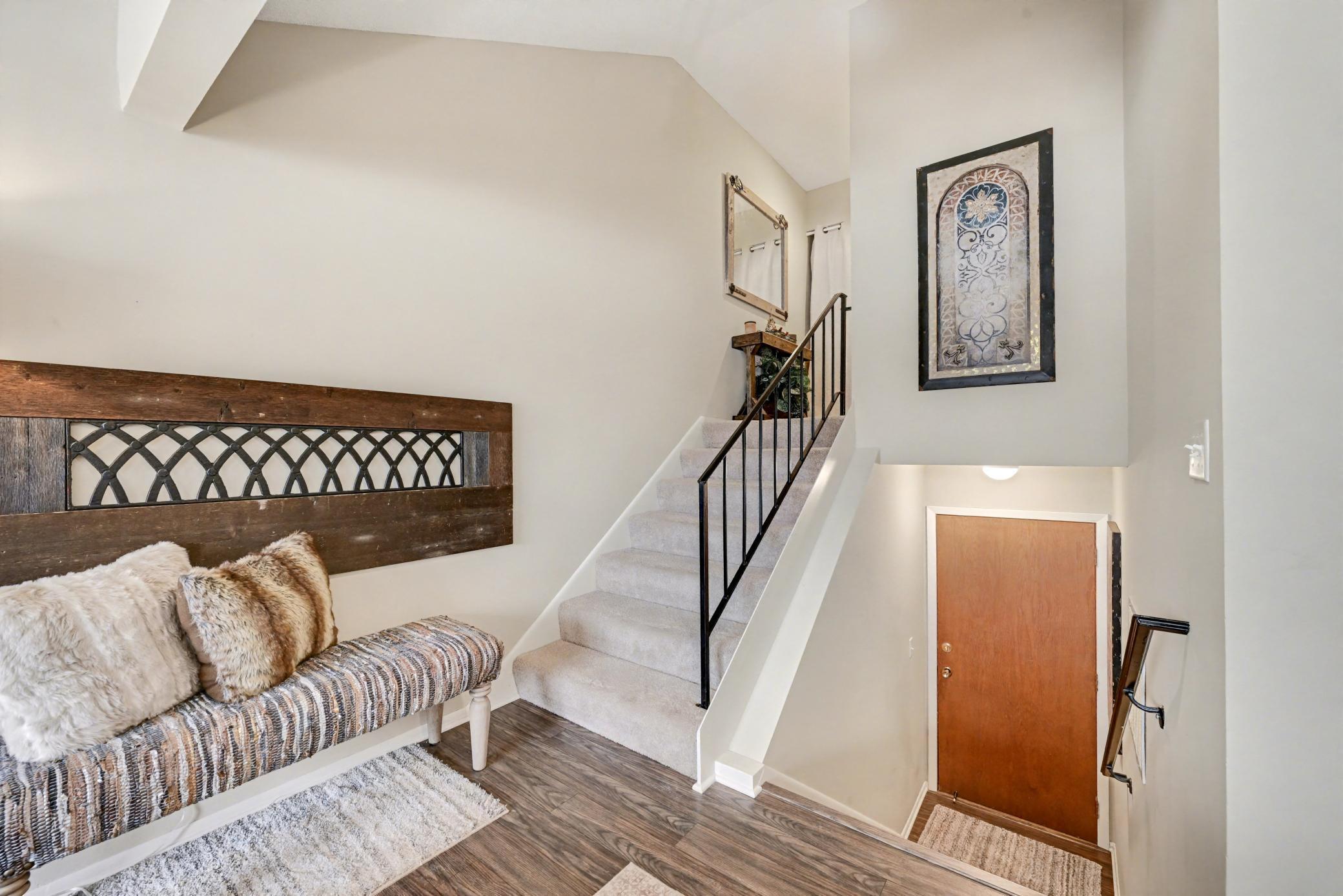 8940 Neill Lake Road, Unit 132 Eden Prairie, MN 55347 - Photo 17 of 22