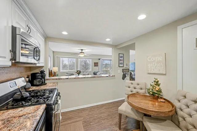 $208,400 | 8940 Neill Lake Road, Unit 132, Eden Prairie, MN 55347