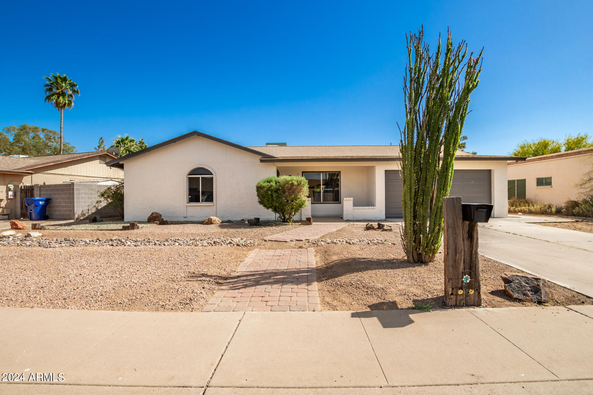 1713 West Cortez Circle Chandler, AZ 85224 - Photo 1 of 29 01 - Cortez