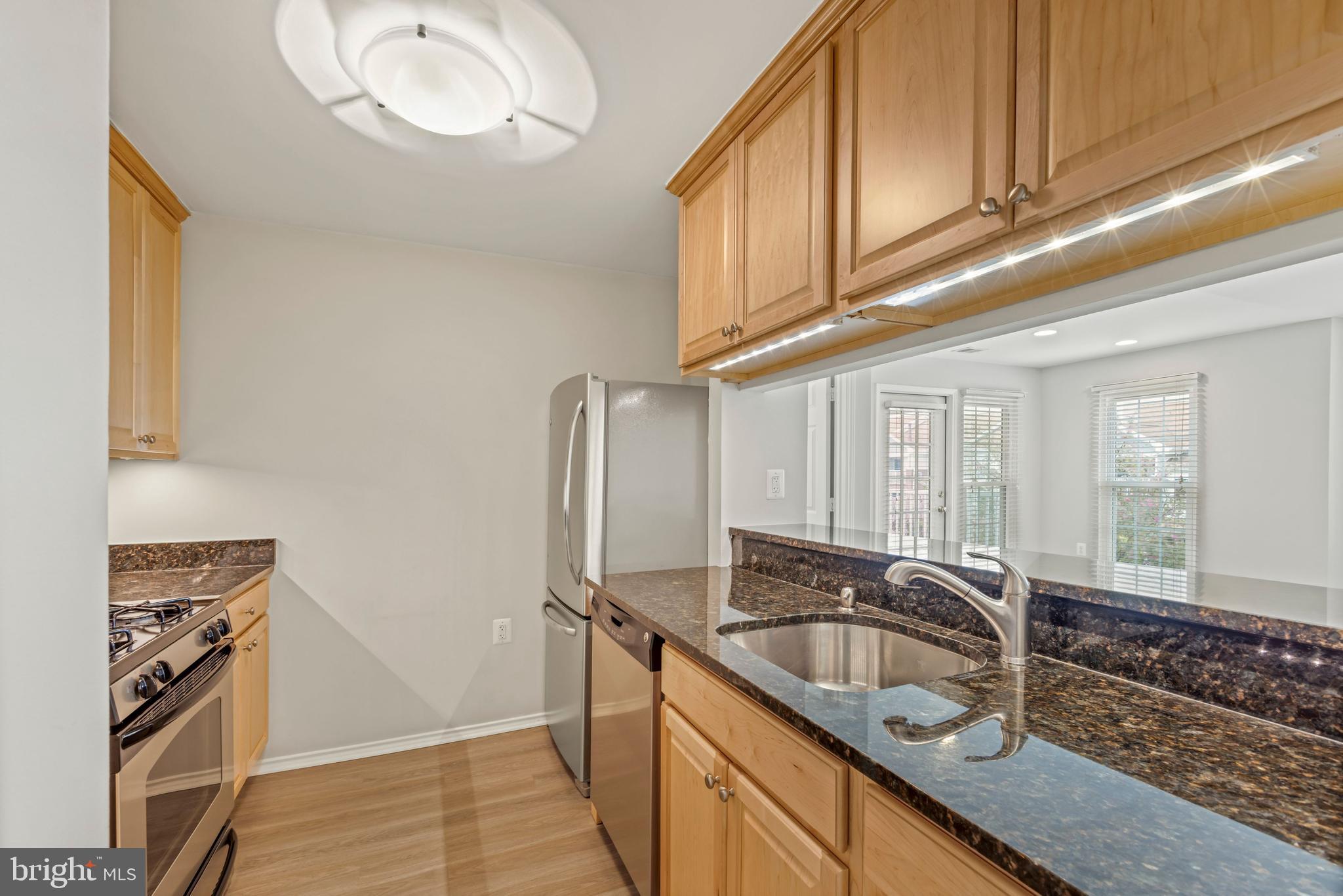 21029 Timber Ridge Terrace, Unit 301 Ashburn, VA 20147 - Photo 11 of 23