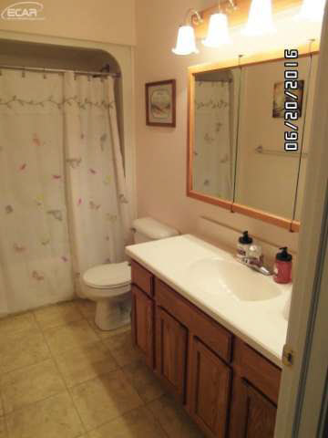 8038 Barden Road Davison, MI 48423 - Photo 16 of 35 21179678-15.JPG