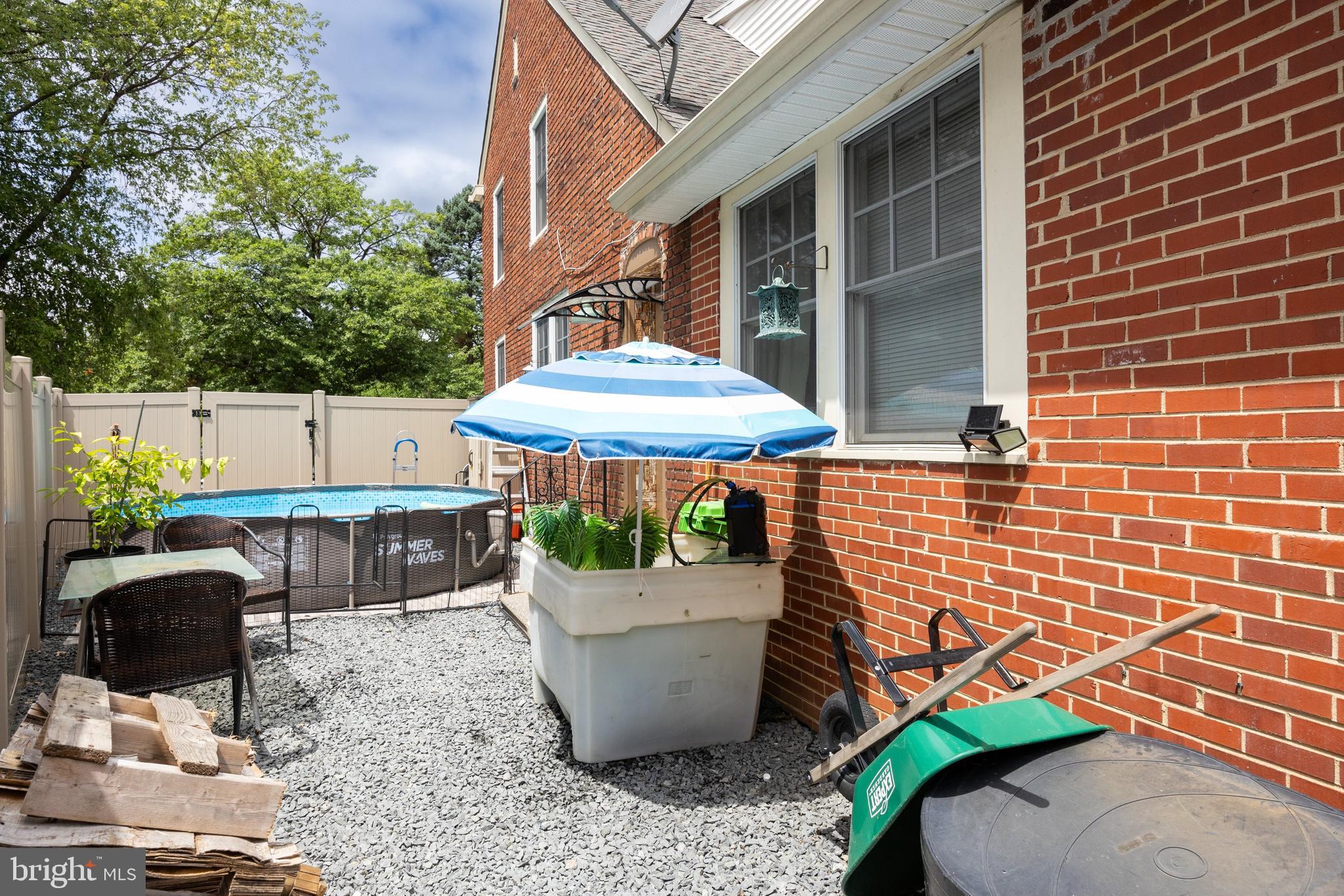 2820 Kansas Road Camden, NJ 08104 - Photo 29 of 32 Side Yard