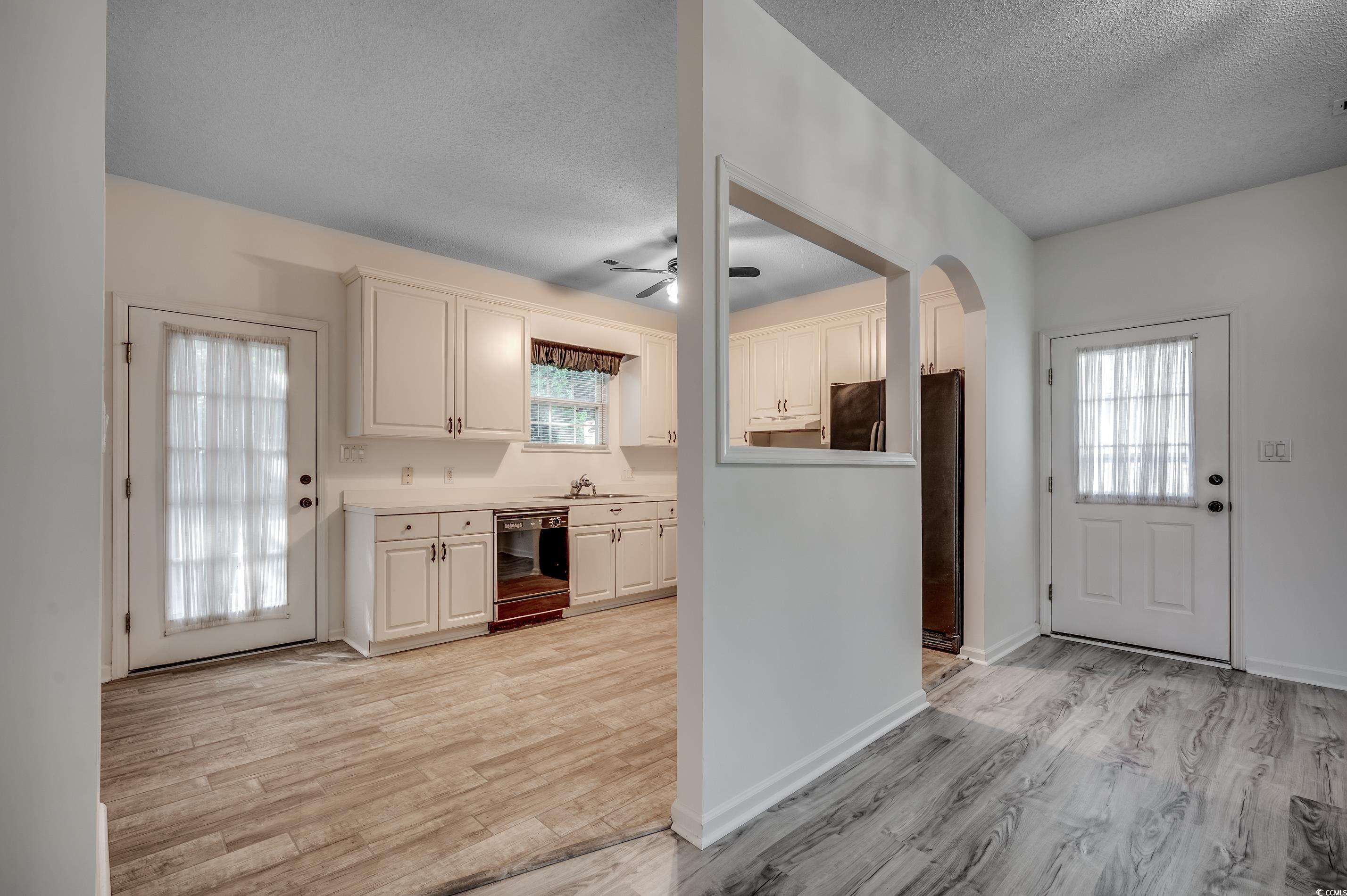 4261 Brook Drive Murrells Inlet, SC 29576 - Photo 9 of 39 n