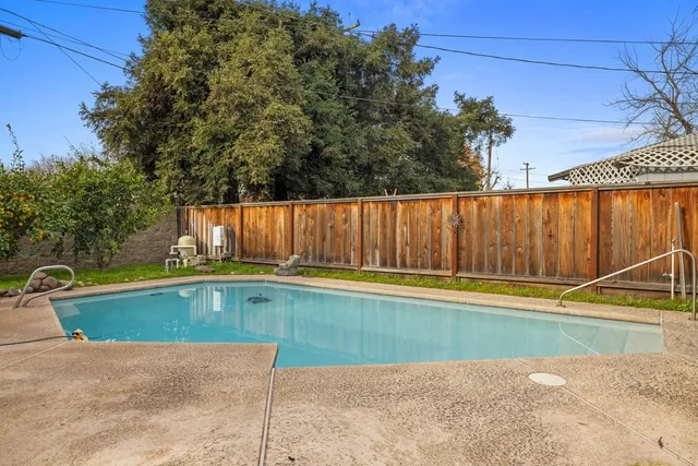 $457,500 | 1535 Niel Avenue, Turlock, CA 95380