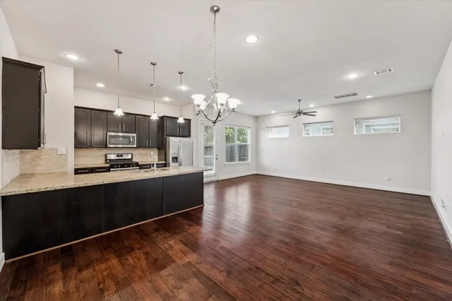 $2,700 | 1815 Crestdale Drive, Houston, TX 77080