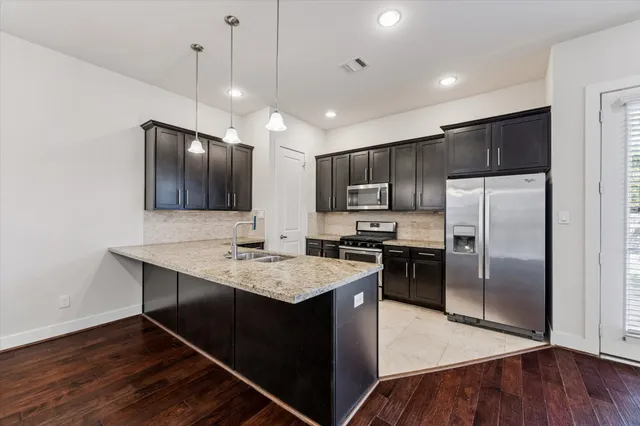 $2,700 | 1815 Crestdale Drive, Houston, TX 77080