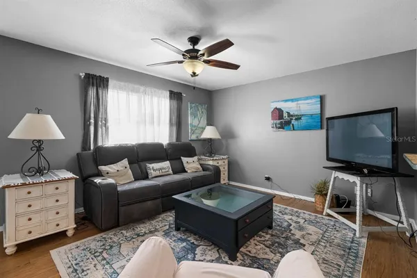 $1,500 | 1802 Bedford Terrace, Unit 182, Sun City Center, FL 33573