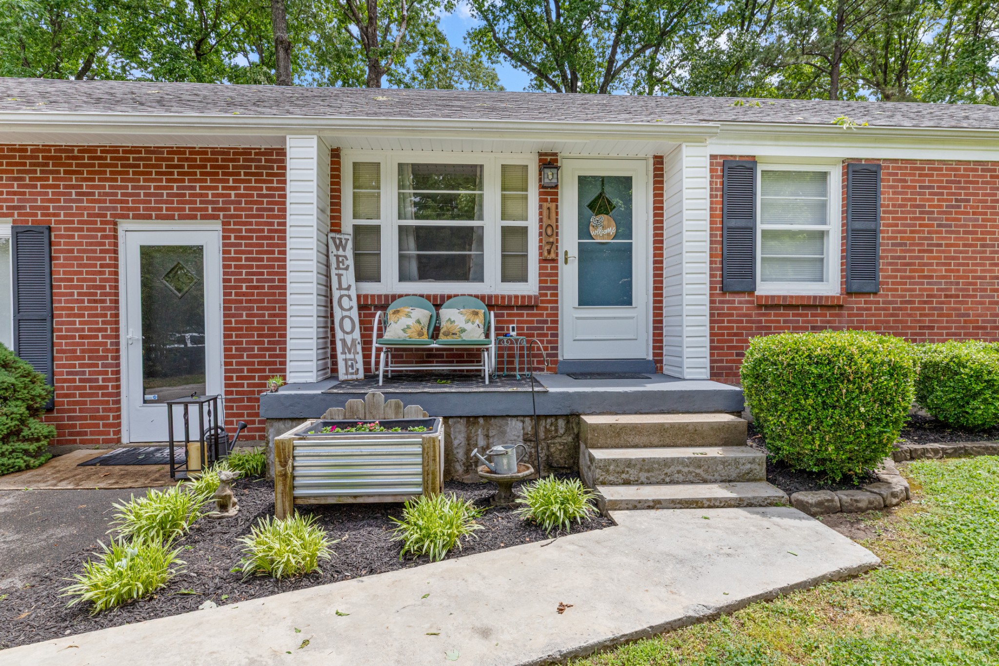 107 Shady Hill Road Dickson, TN 37055 - Photo 4 of 38