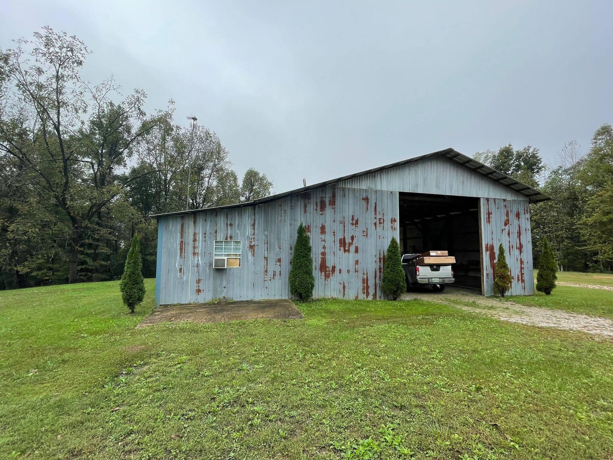 1856 Oloff Smith Road Allardt, TN 38504 - Photo 1 of 29 Gallery Image 1
