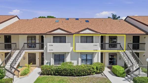 $210,000 | 3260 Perimeter Drive, Greenacres, FL 33467