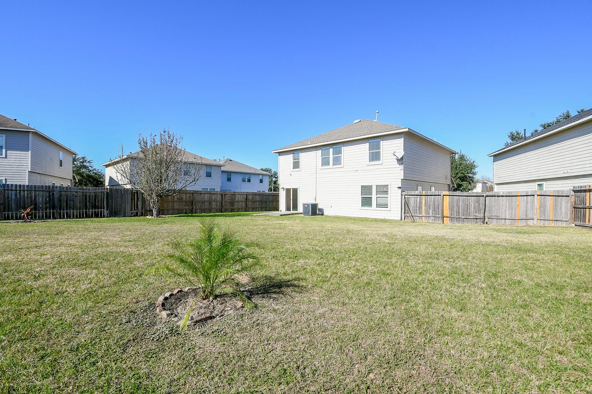 20807 Lansing Ridge Lane Katy, TX 77449 - Photo 33 of 35 a view of a house with a yard