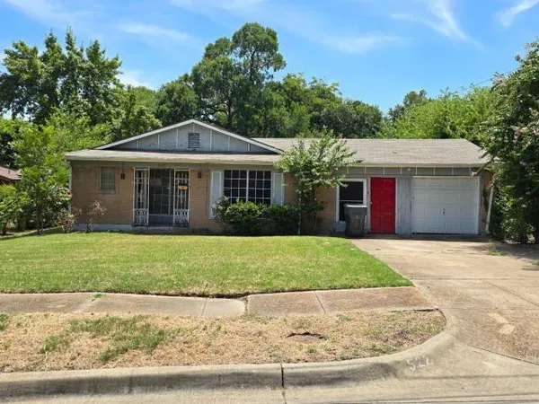 $144,900 | 522 Glencairn Drive, Dallas, TX 75232