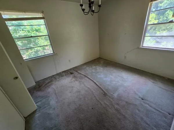 $144,900 | 522 Glencairn Drive, Dallas, TX 75232