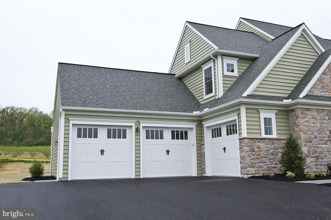 511 Delp Road Lancaster, PA 17601 - Photo 7 of 64 Gallery Image 7