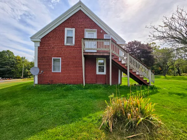 $394,900 | 1079 Belfast Road, Knox, ME 04986