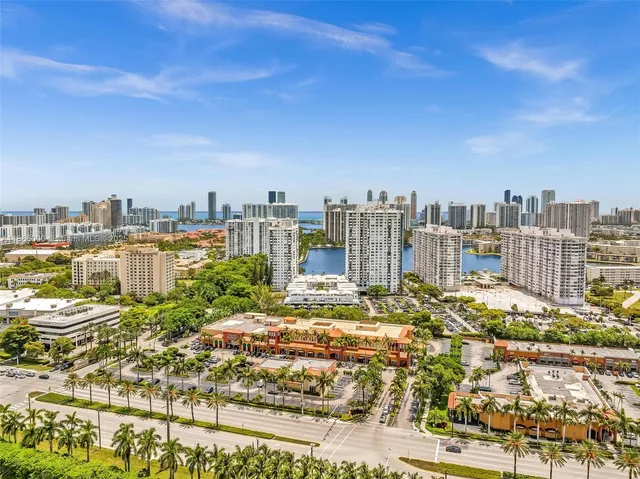 $199,000 | 2750 Northeast 183rd Street, Unit 1801, Aventura, FL 33160