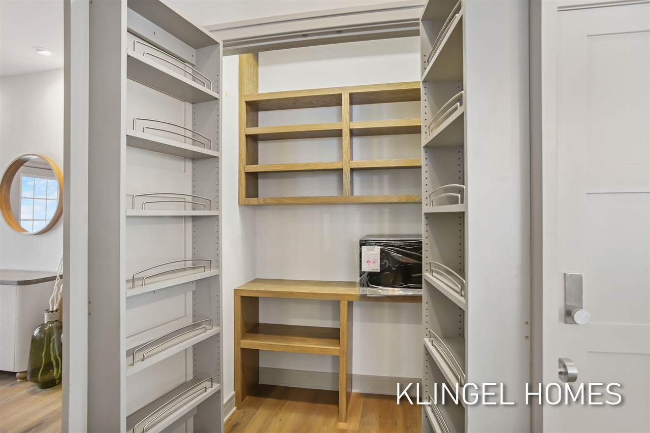 930 West Savidge Street, Unit 12 Spring Lake, MI 49456 - Photo 19 of 37