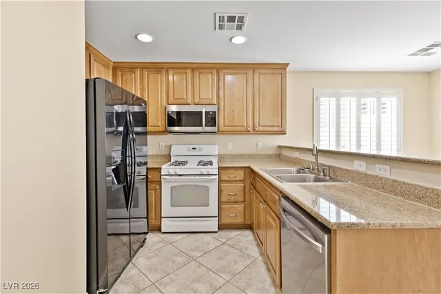 $1,900 | 8325 West Wildwood Glen Drive, Las Vegas, NV 89131