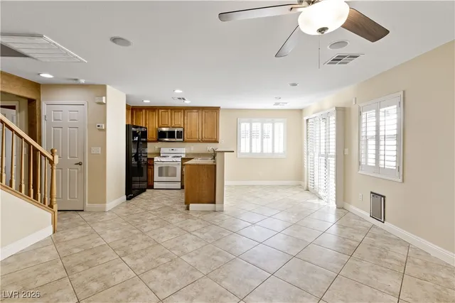 $1,900 | 8325 West Wildwood Glen Drive, Las Vegas, NV 89131