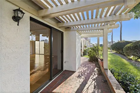 $899,999 | 28402 Pacheco, Mission Viejo, CA 92692