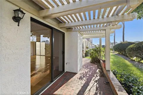 $949,900 | 28402 Pacheco, Mission Viejo, CA 92692