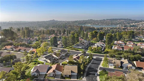 $949,900 | 28402 Pacheco, Mission Viejo, CA 92692