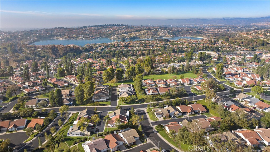 28402 Pacheco Mission Viejo, CA 92692 - Photo 31 of 40