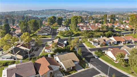 $949,900 | 28402 Pacheco, Mission Viejo, CA 92692