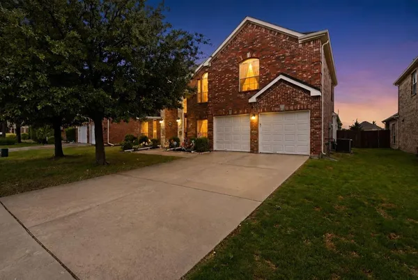 $580,000 | 1579 Polo Heights Drive, Frisco, TX 75033