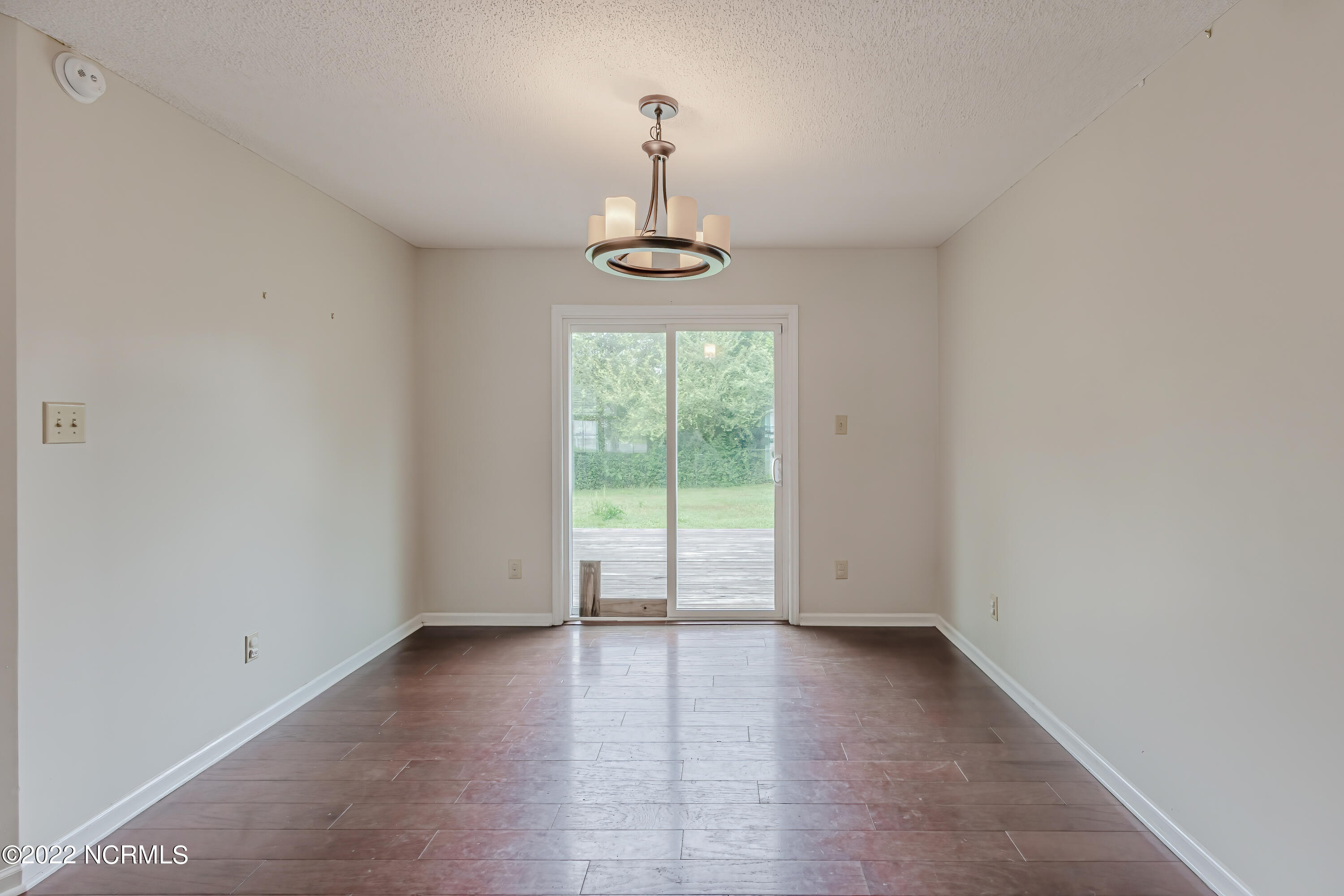 522 Fox Run Road Jacksonville, NC 28546 - Photo 6 of 45 amanda (7 of 50)