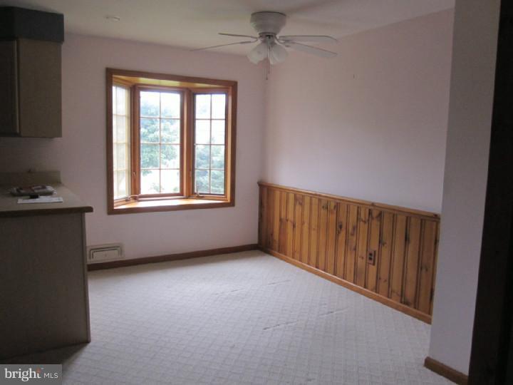 34 Elmgate Road Marlton, NJ 08053 - Photo 3 of 16