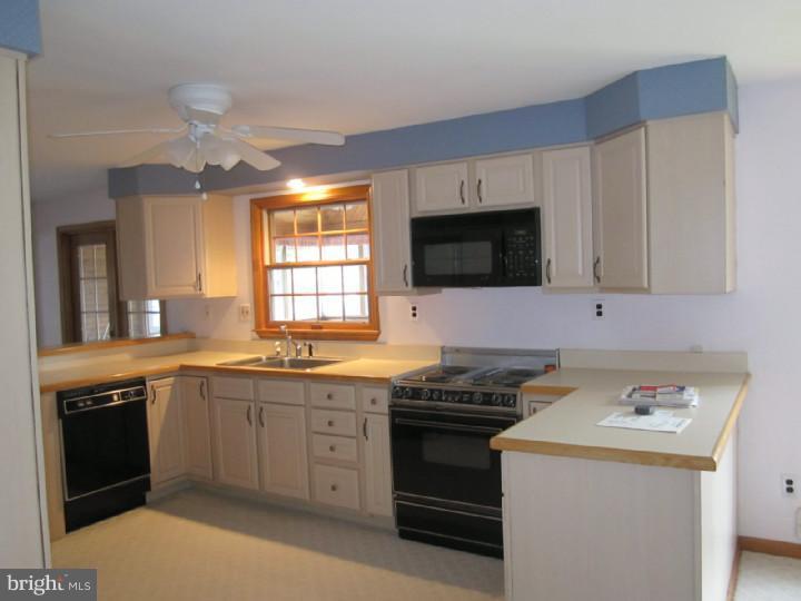 34 Elmgate Road Marlton, NJ 08053 - Photo 4 of 16