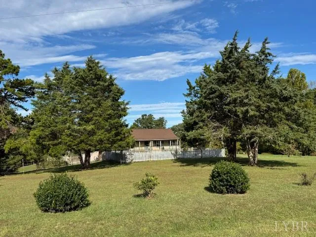 $475,000 | 827 Wolf Creek Lane, Appomattox, VA 24522