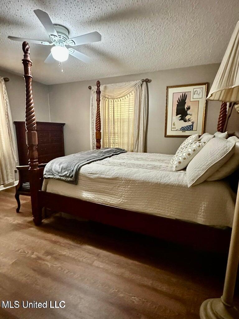 15173 Lorraine Road Biloxi, MS 39532 - Photo 20 of 26 10